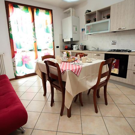 Guest House Onde Chiare Reggio Emilia Dış mekan fotoğraf