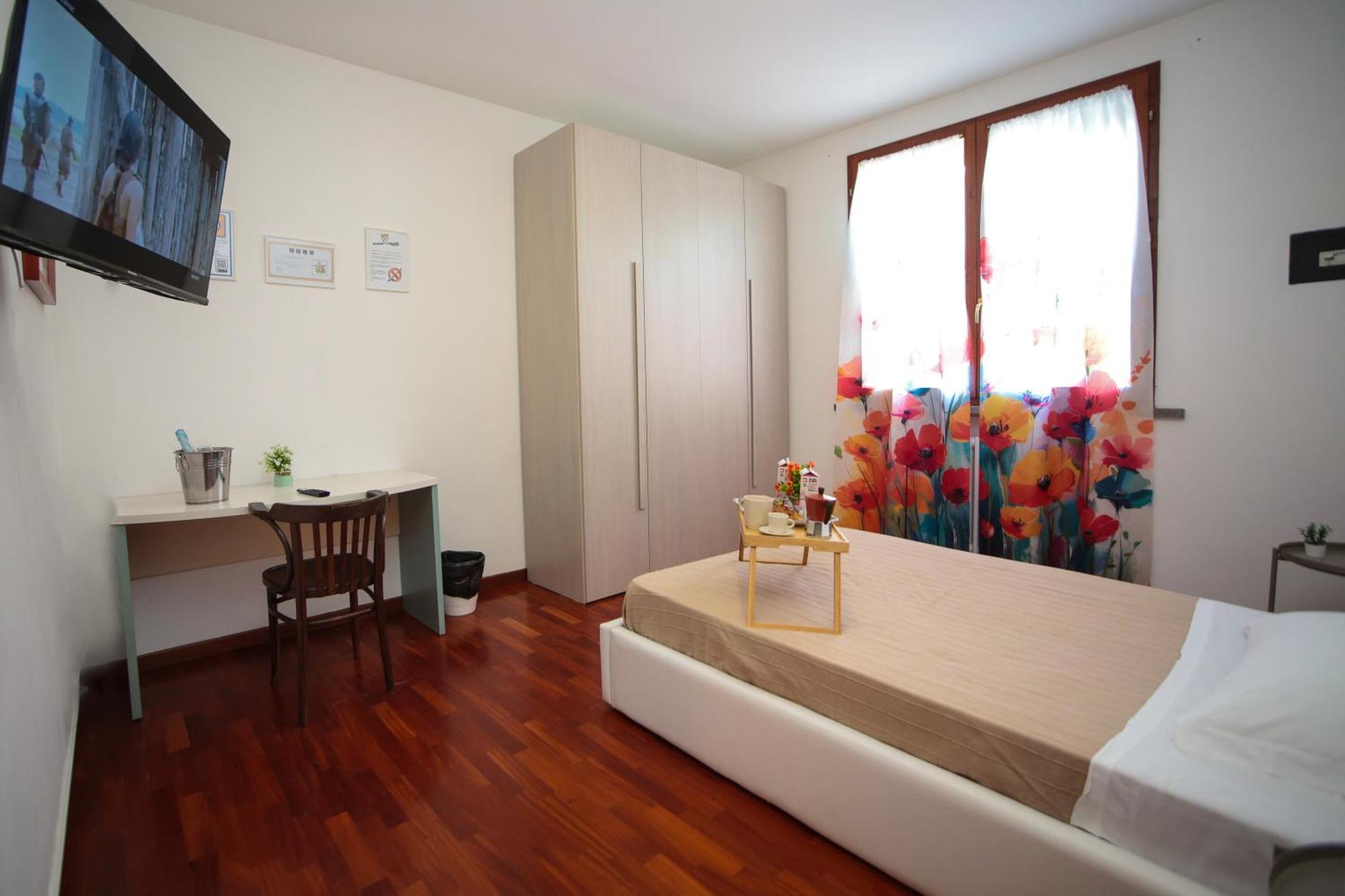 Guest House Onde Chiare Reggio Emilia Dış mekan fotoğraf